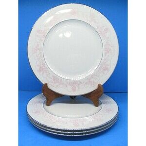 Royal Jackson WEDDING LACE Dinner Plates Bundle of 4 excellent